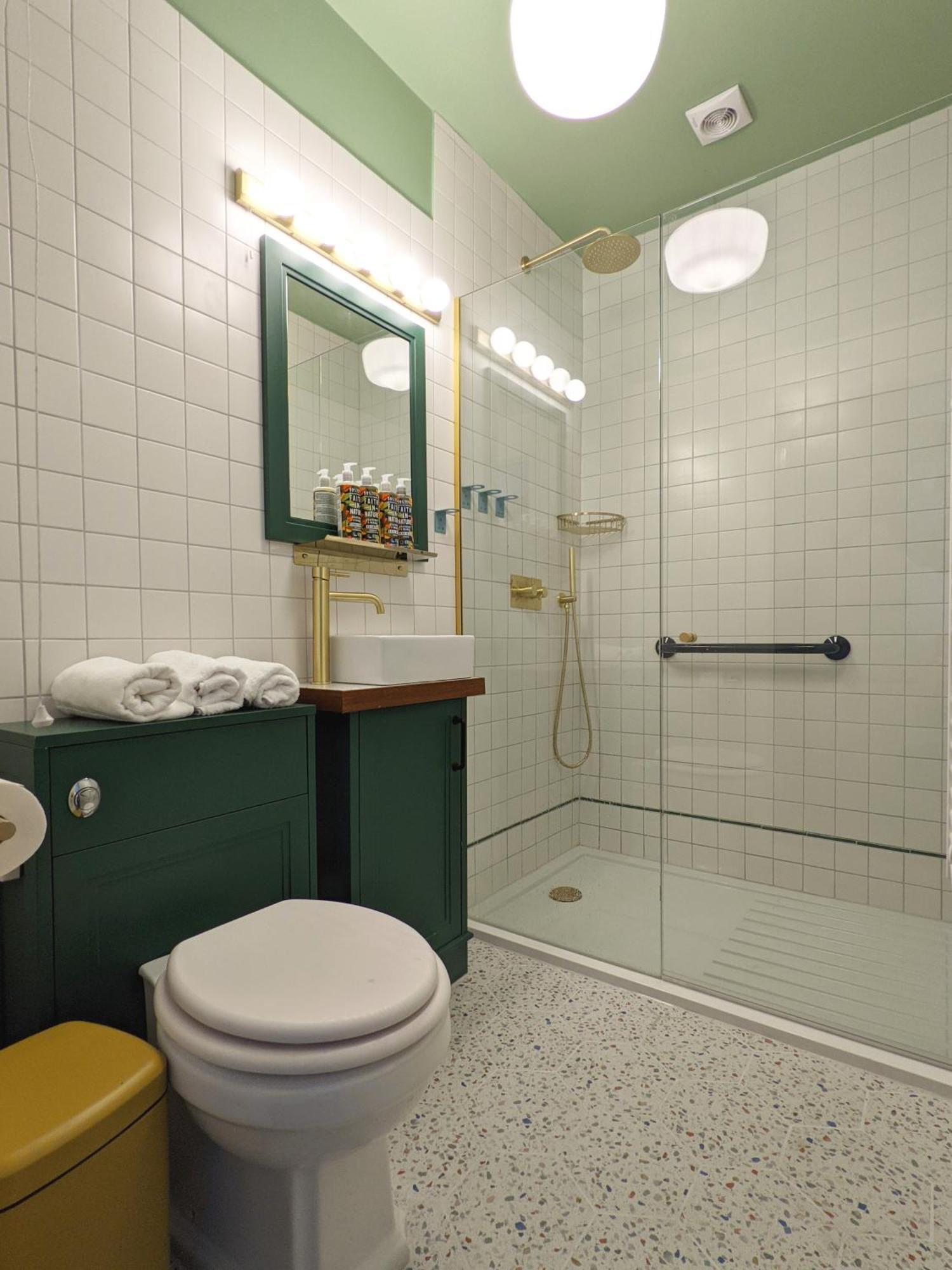 The Stirling Arms Pub & Rooms 브라이턴 객실 사진